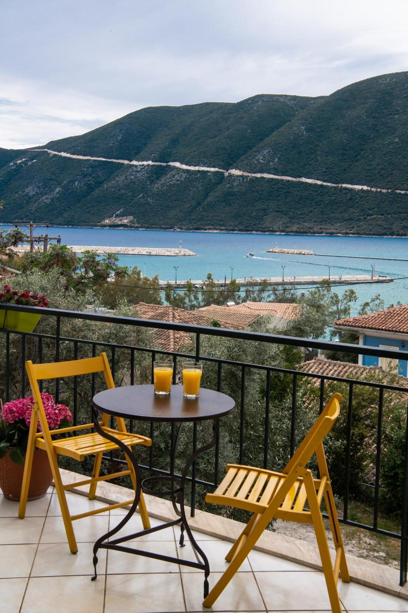 Mediterraneo Studios Vasilikí Buitenkant foto